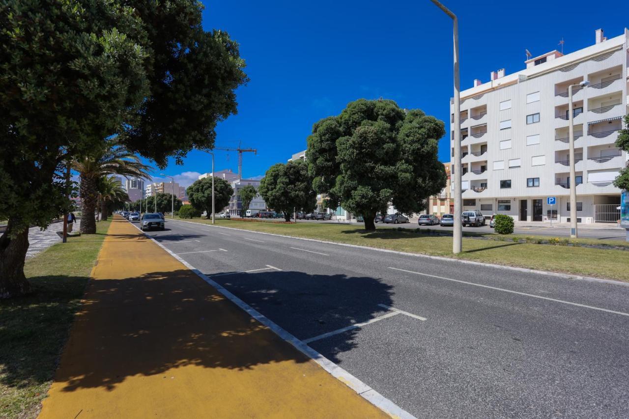 Brasil Avenue By Rent4All Figueira da Foz Eksteriør bilde
